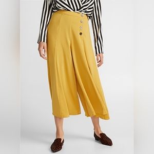 Simons lcone Golden Yellow Buttoned Culottes